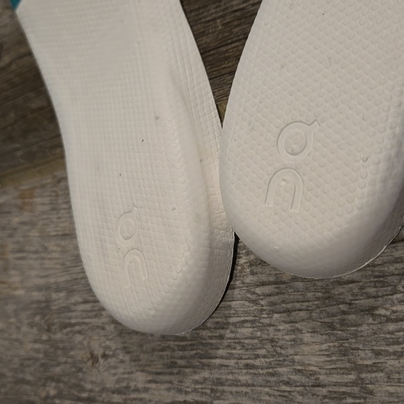 On Cloud X - Picture 6 of 8